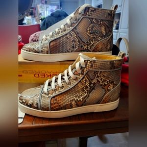 Louboutin High top Viera size 40.5=US 10.5